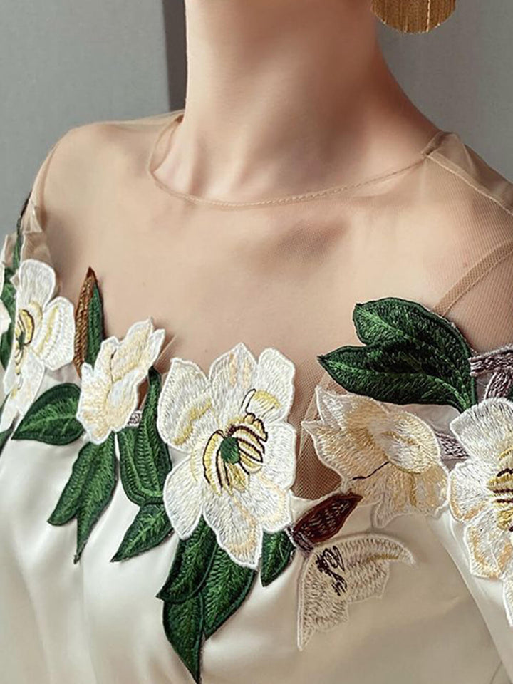 Mesh-panelet satin-broderet langærmet skjorte