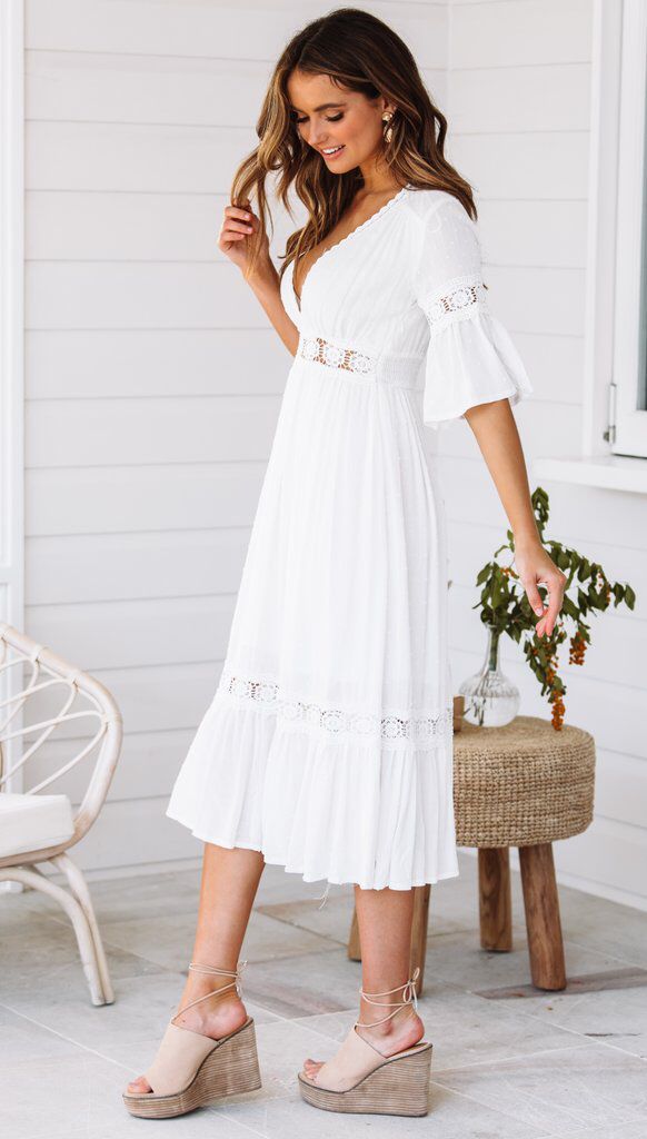Puting V Neck Ruffle Hem Lace Dress