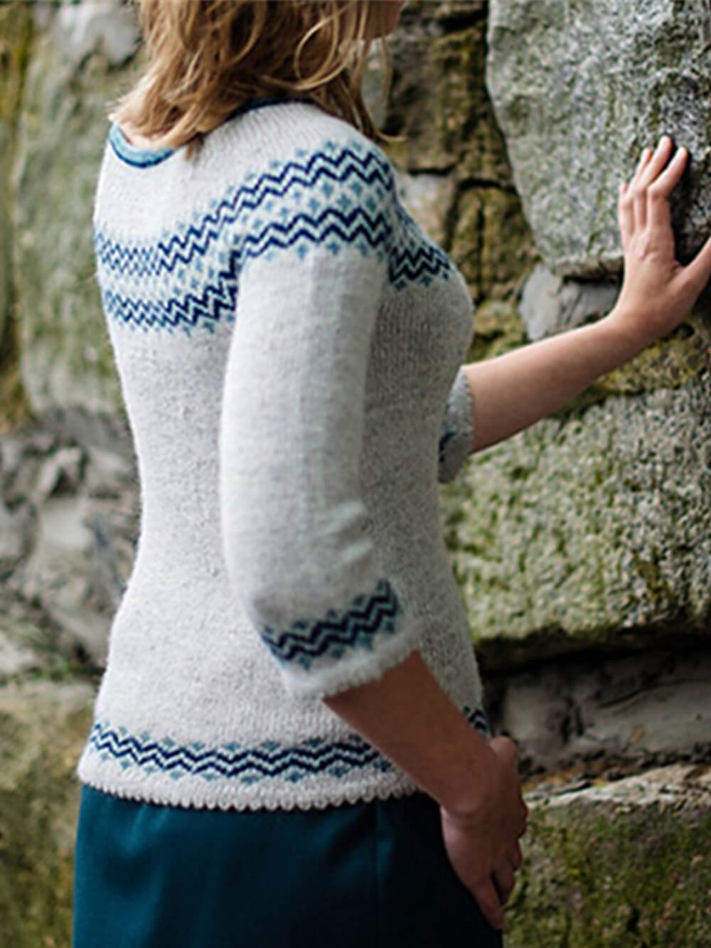 Pull à col rond et tendance.