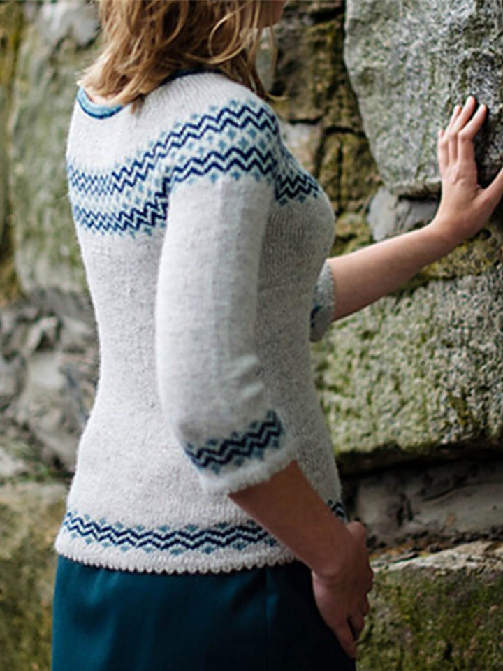 Pull à col rond et tendance.