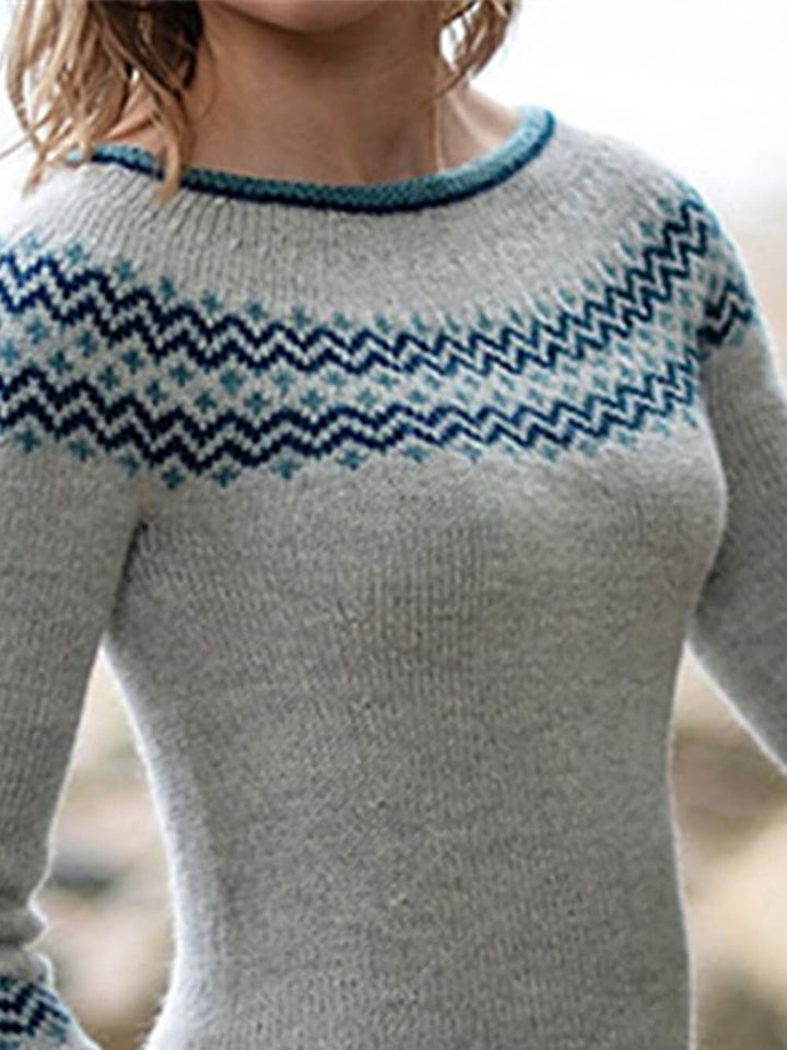Pull à col rond et tendance.