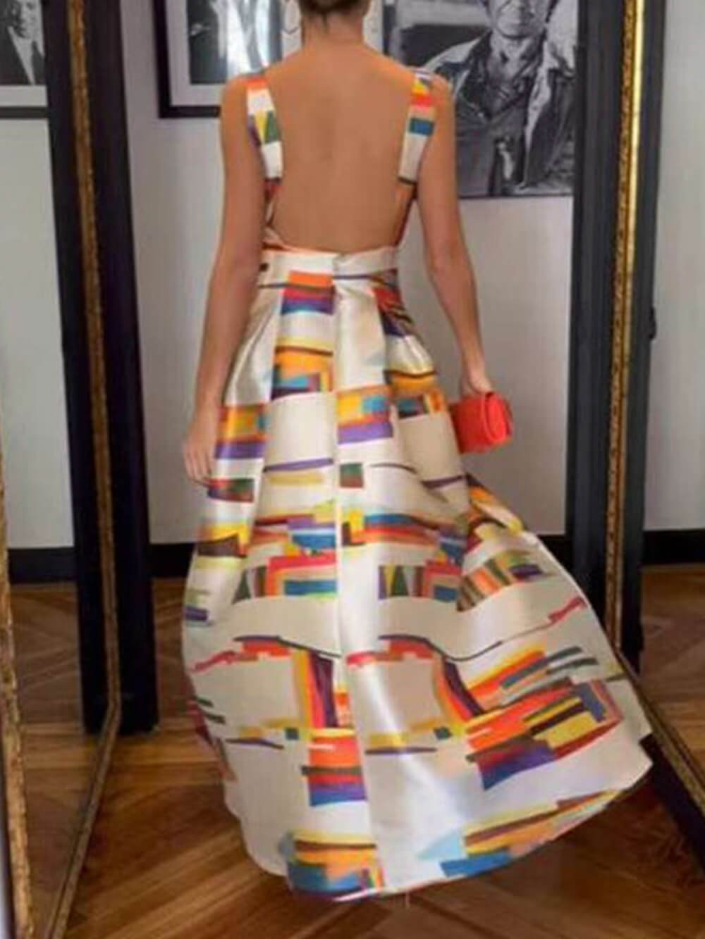 Elegancka sukienka maxi na imprezę bez rękawów i z odkrytymi plecami