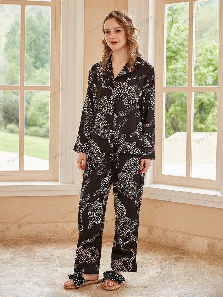 Conjunto de pijama de manga larga de hielo de seda con estampado de jaguar negro