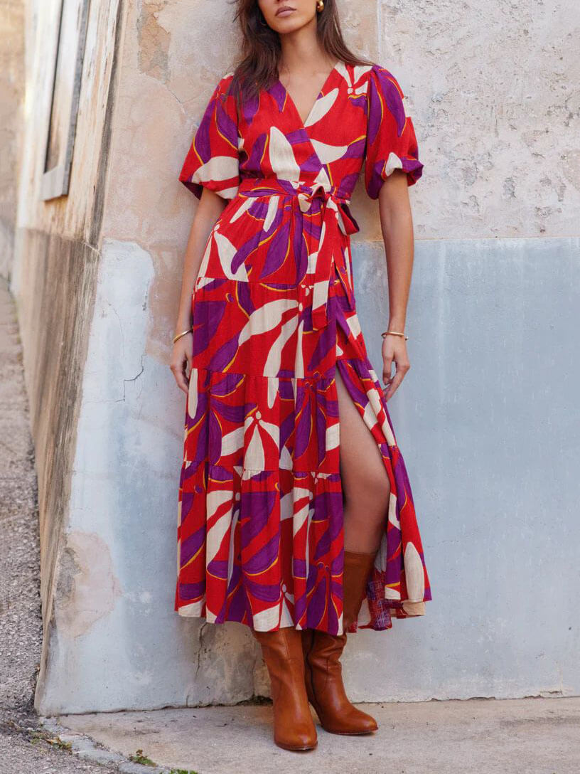 Robe longue imprimée fendue à col en V et manches bouffantes