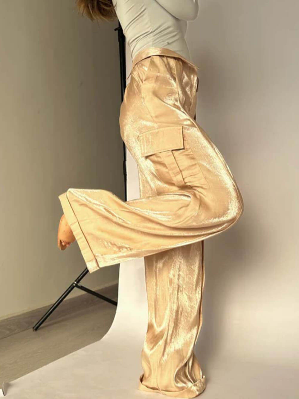 Zlaté letové kalhoty s třpytivou tkaninou se stahovací šňůrkou v pase s kapsami