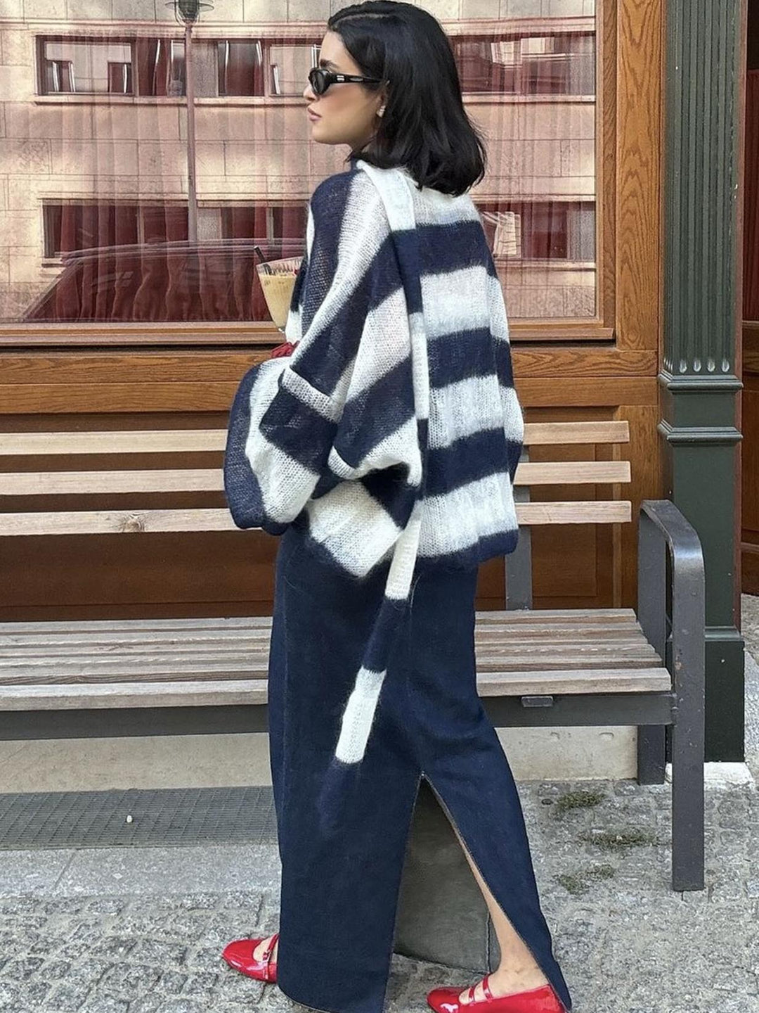Cardigan con maglione a righe comode