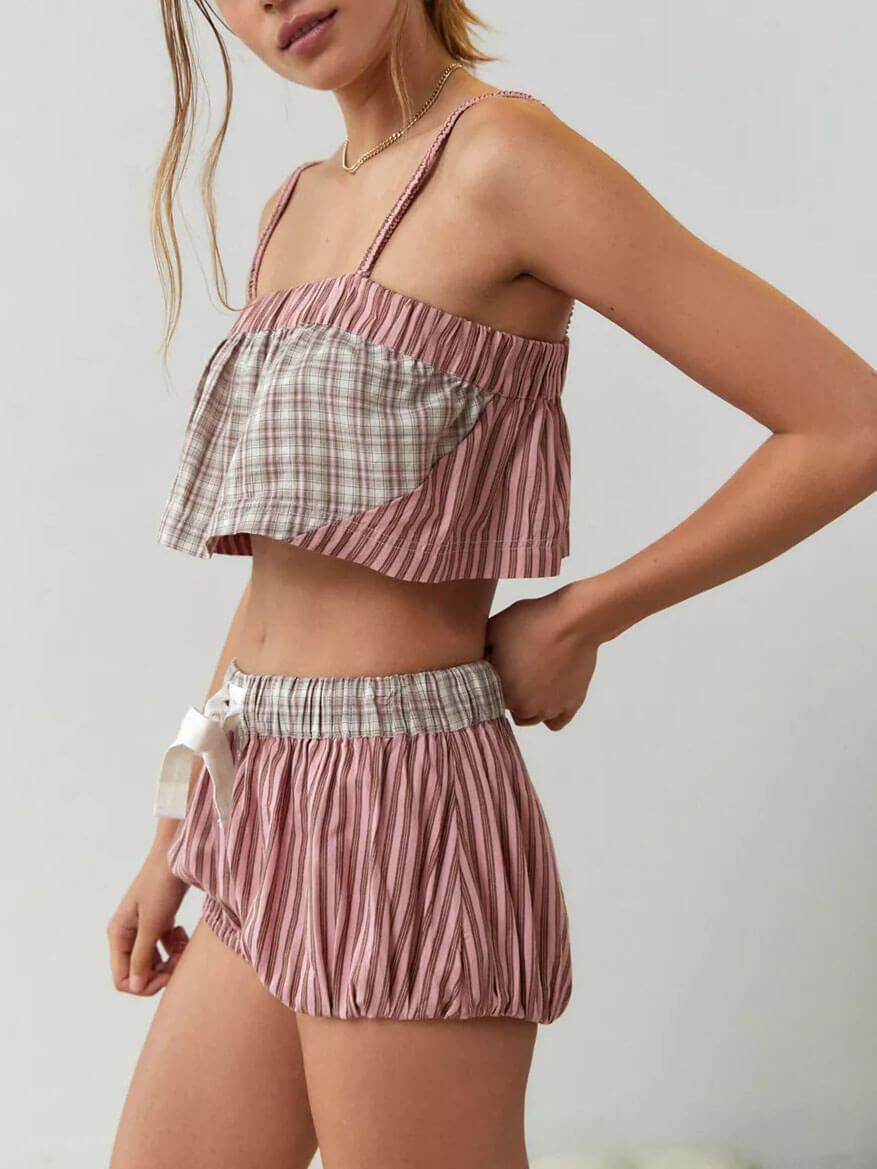 ensemble de pyjama à bretelles à carreaux