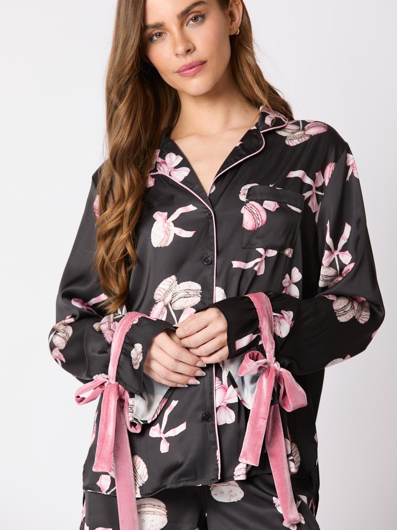 Sort pyjamas sæt sløjfemanchetter
