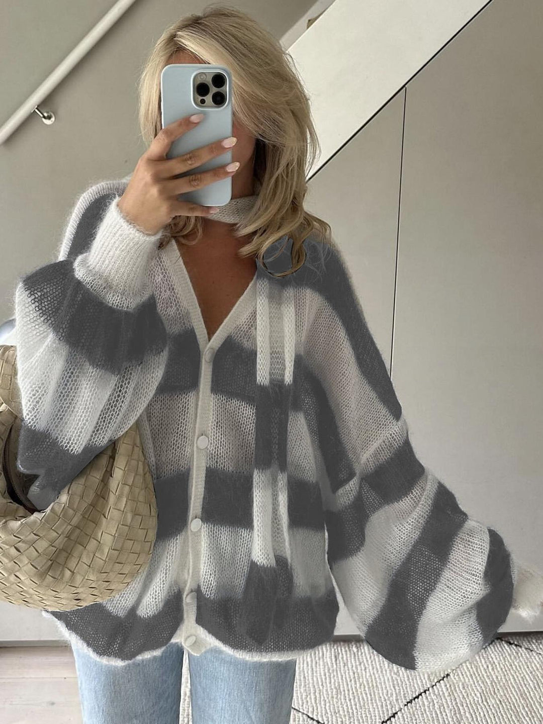 Cardigan con maglione a righe comode