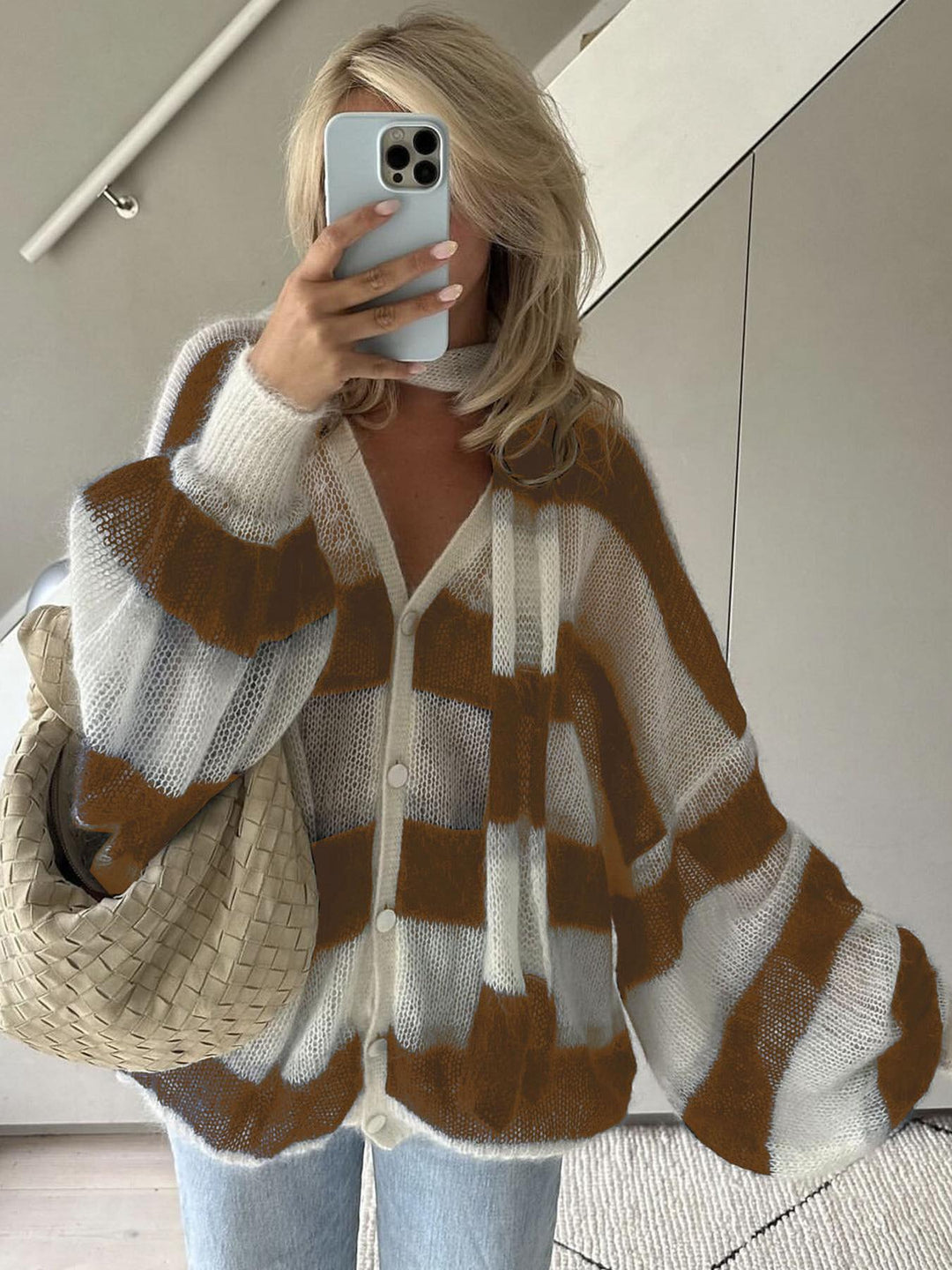 Cardigan con maglione a righe comode
