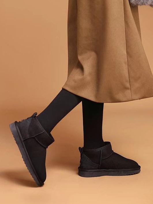 Mga Klasikong Ankle Boots para sa Taglagas At Taglamig