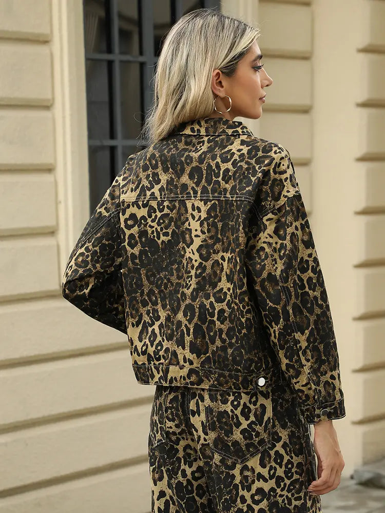 Set di Giacca in Denim con Stampa Leopardo alla Moda