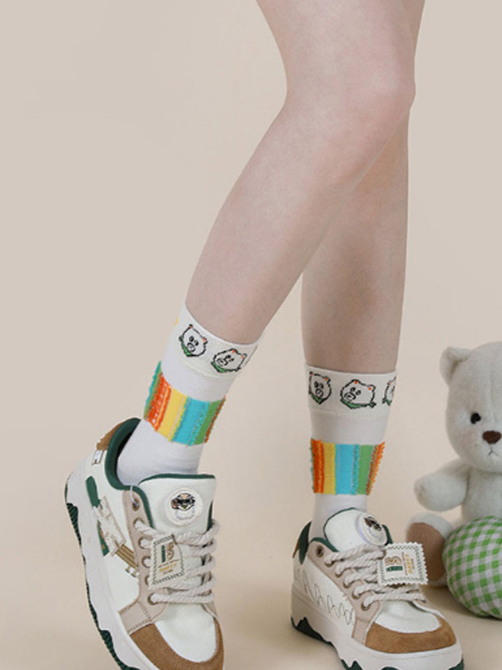 Χαριτωμένα κινούμενα σχέδια αρκούδα κάλτσες