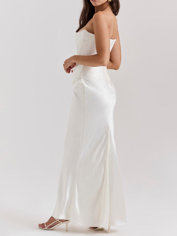 Ivoorkleurige strapless korsetjurk