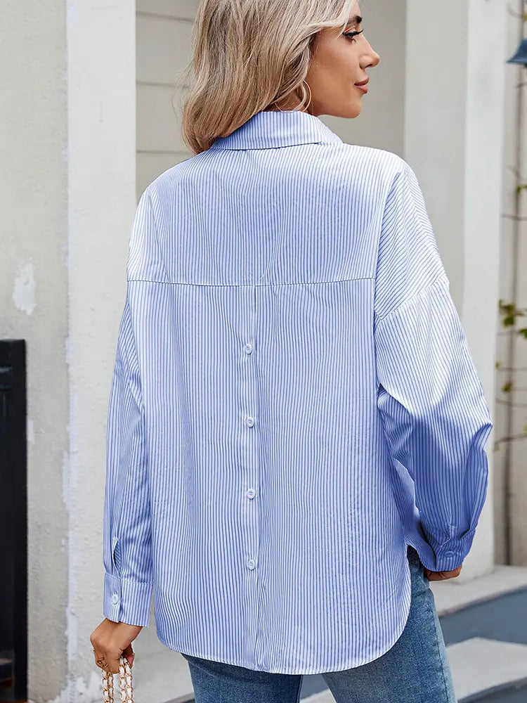 Lässiges gestreiftes Button-Down-Hemd