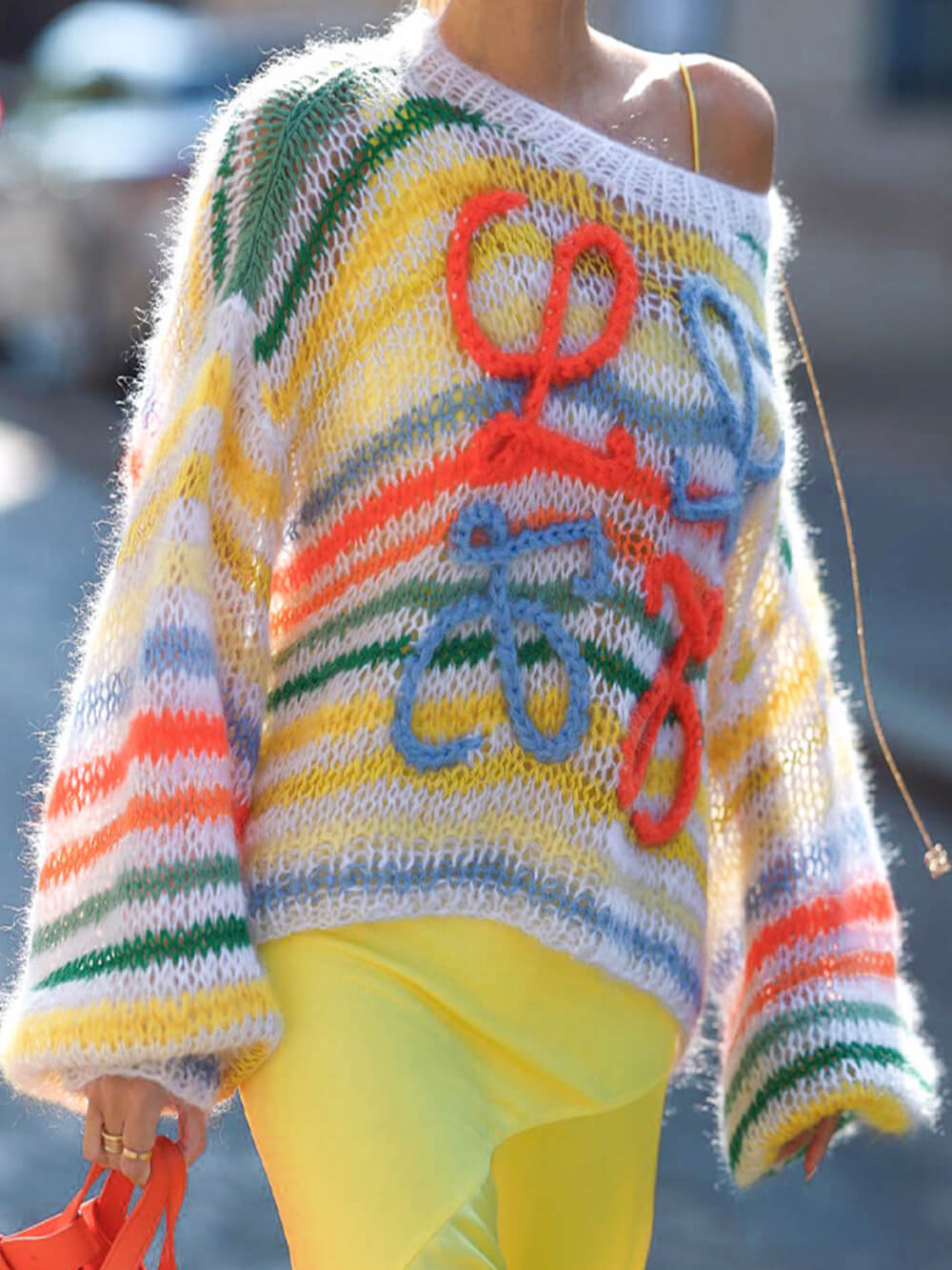 इंद्रधनुष कंट्रास्ट धारीदार स्वेटर