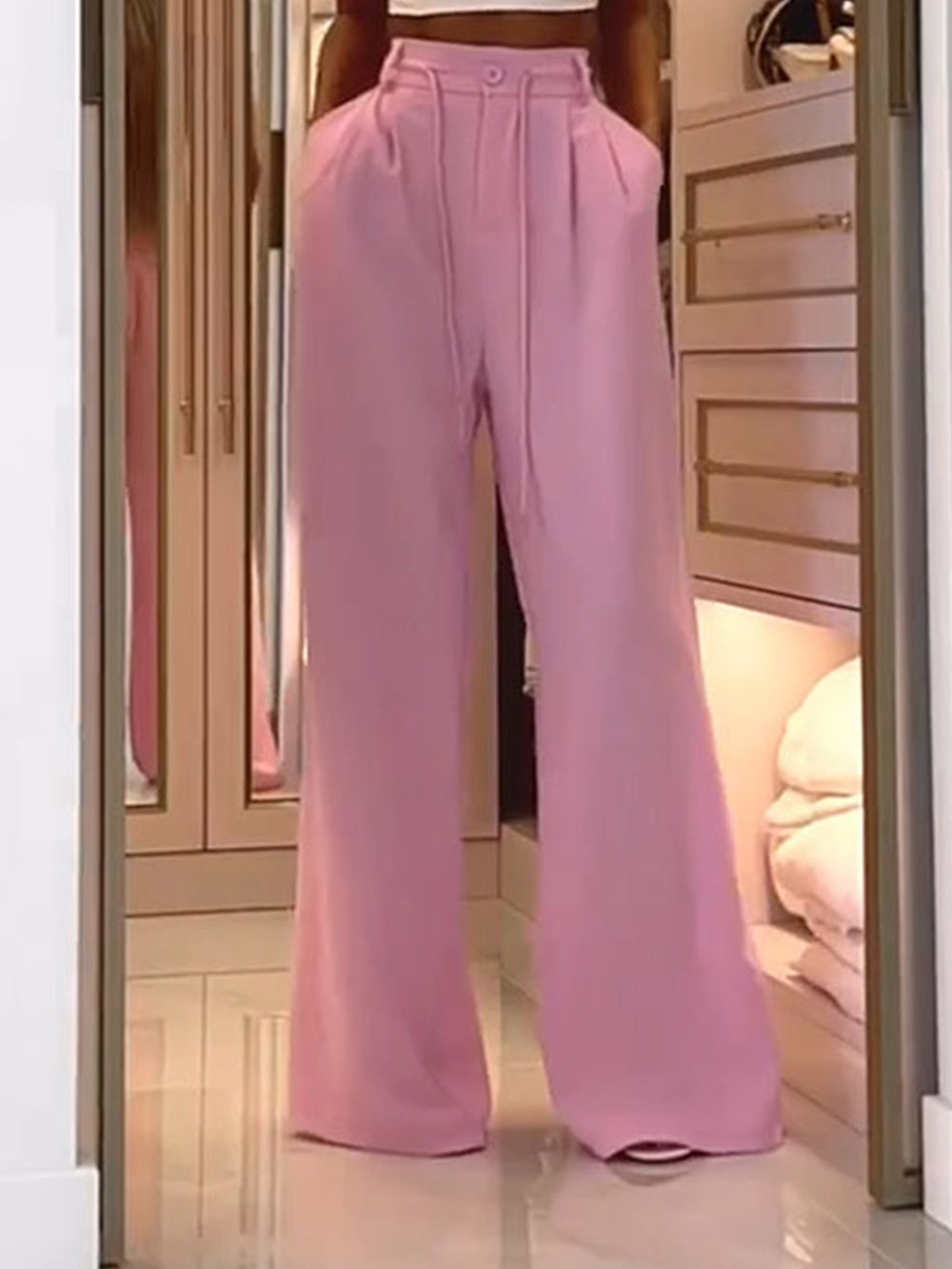 Americké pouliční růžové plisované kalhoty