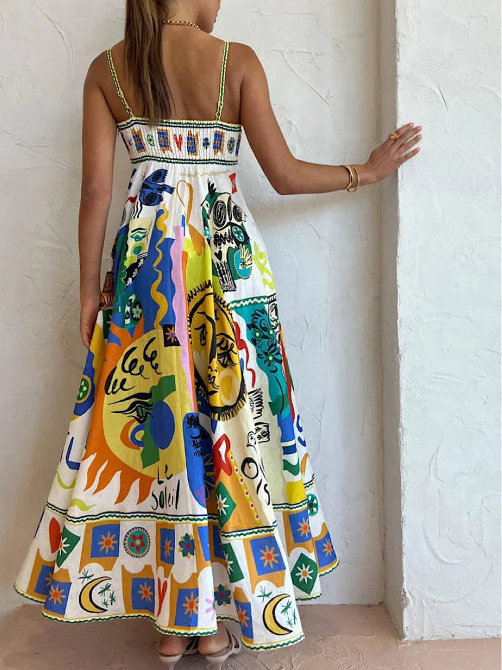 आकर्षक ज्यामितीय भित्तिचित्र प्रिंट स्लिप ड्रेस