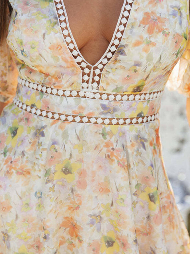 שמלת מיני שרוול נפוח עם צווארון V מודפס שיפון