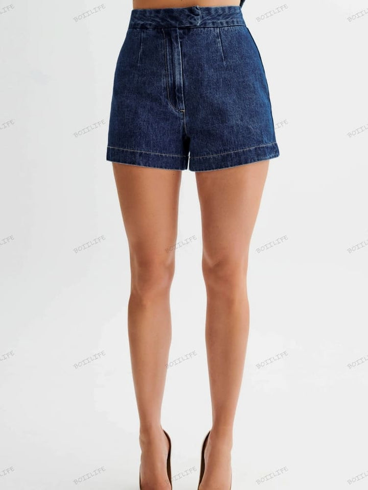 Shorts jeans com botões