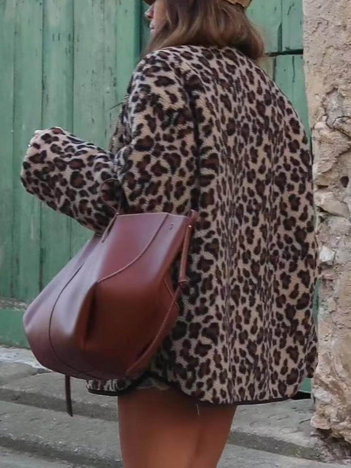 Giacca a maniche lunghe con stampa leopardata casual e ampia