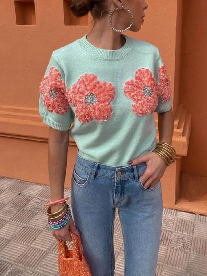 Sweet Contrast Color Flower Round Neck Short Sleeve Sweater