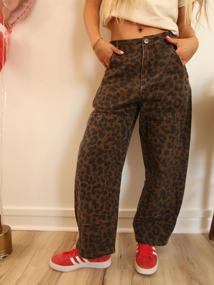 Jeans cu baril leopard Wild in Love