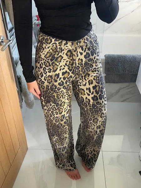 Calça Jeans Flared Leopard Diamanté