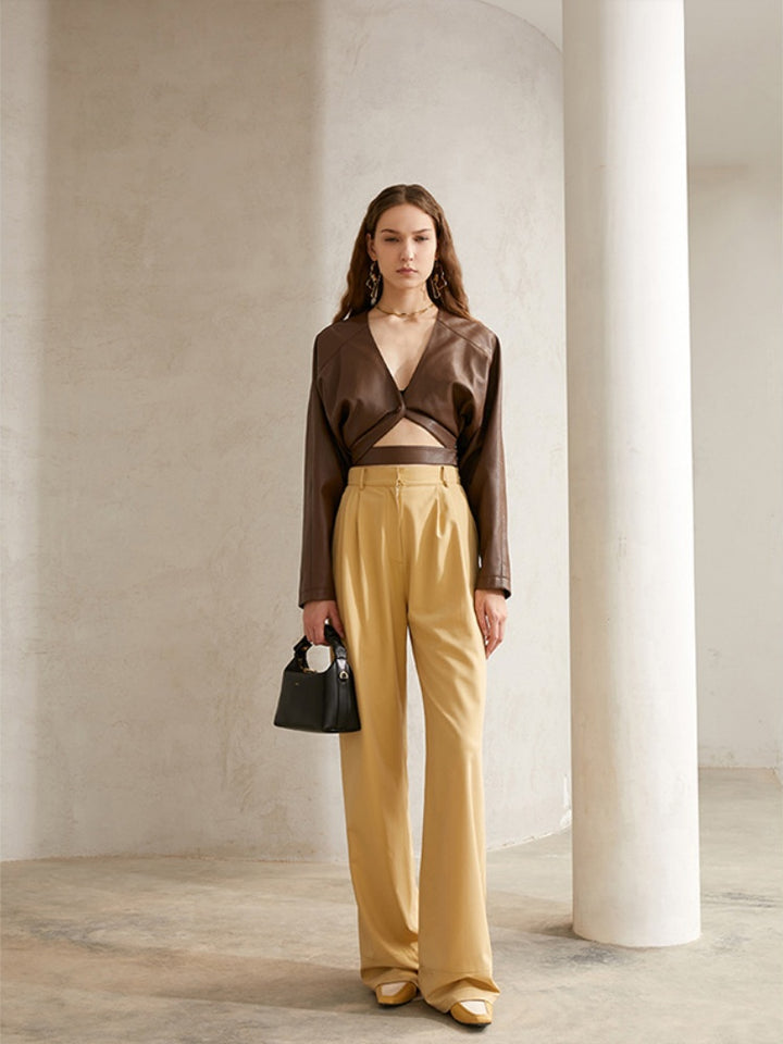 Módní široké kalhoty ve stylu street style