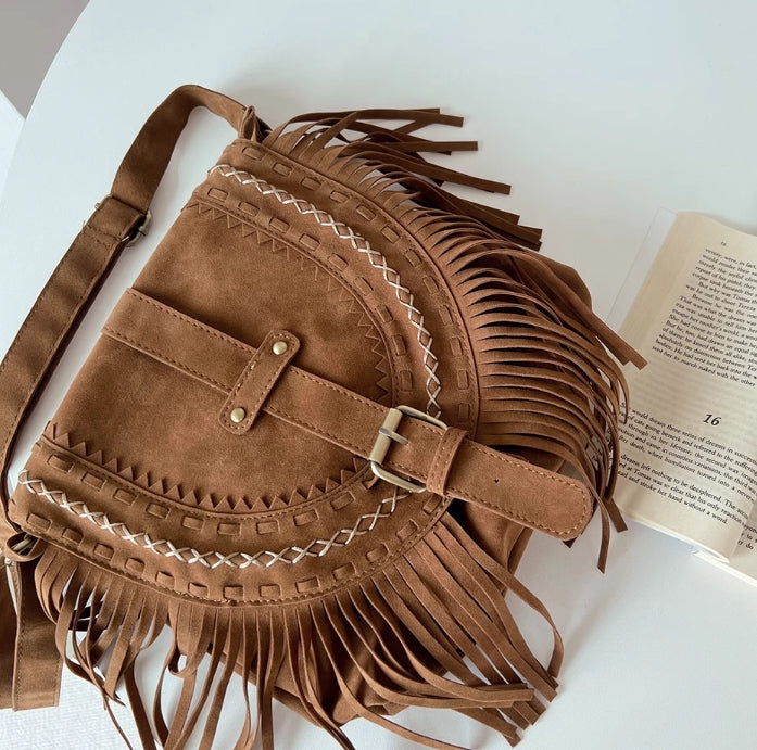 Brązowa torebka typu crossbody z frędzlami w stylu western cowboy