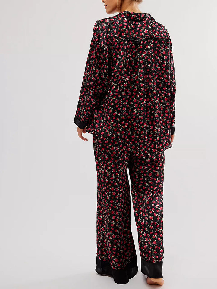 Pyjama-Set mit Rosen-Print