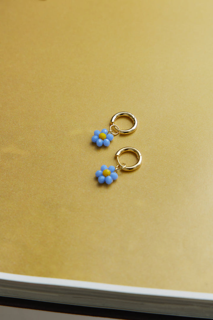 14 καρατίων επιχρυσωμένα χαριτωμένα σκουλαρίκια ως μαργαρίτα σκούρο μπλε