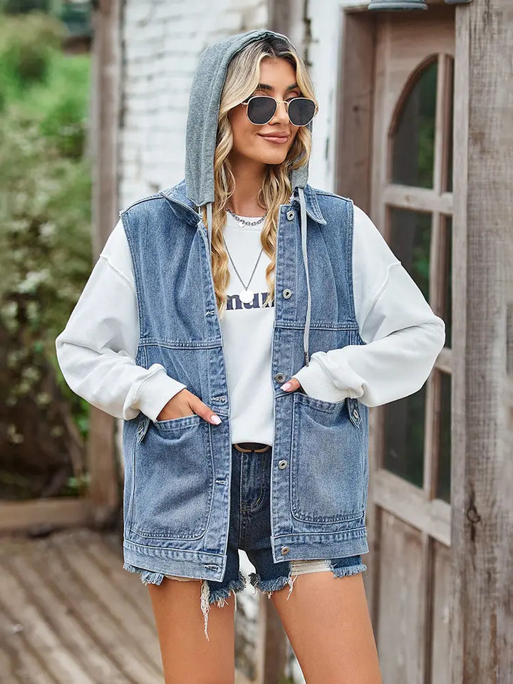 Losvallend denim vest tanktopje