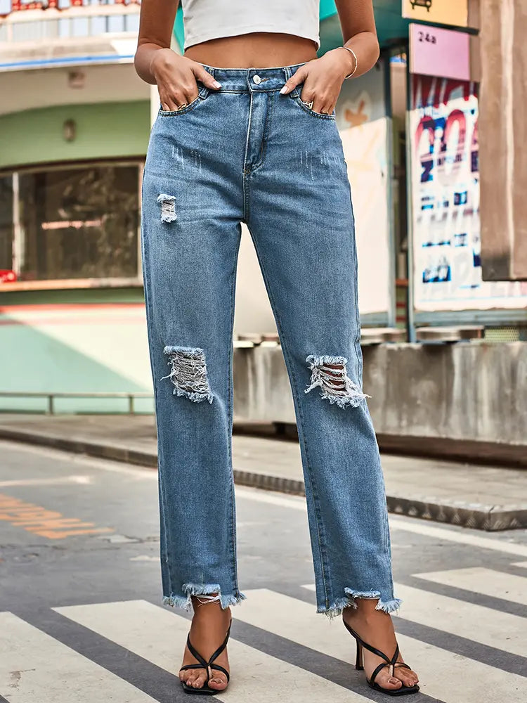 Makulay na Ripped Denim Pants para sa Kababaihan