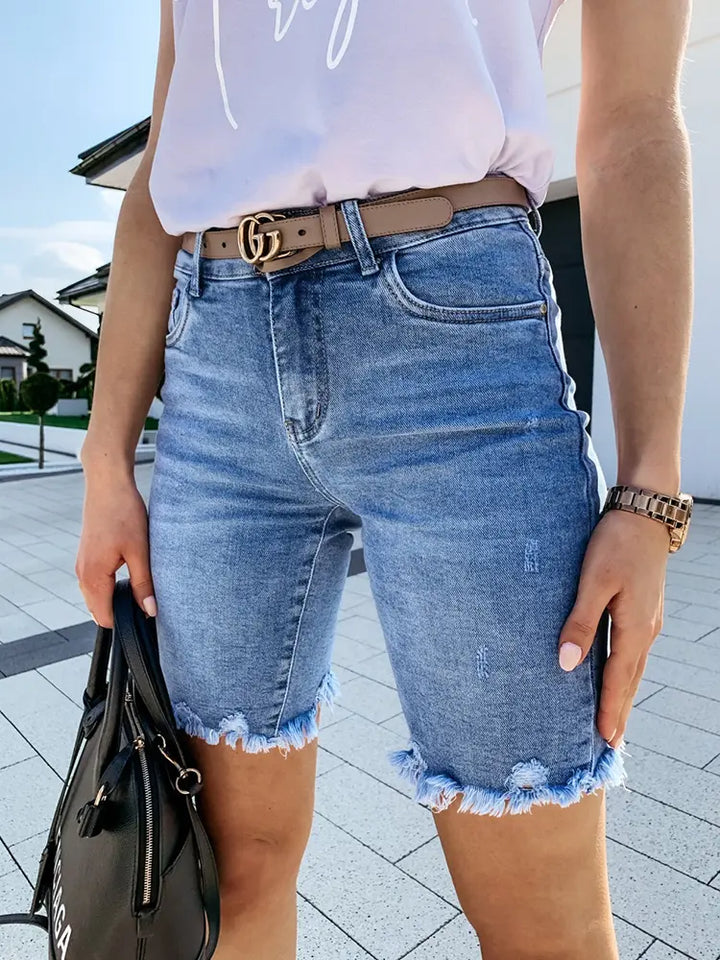 Slidte, distressed denim shorts