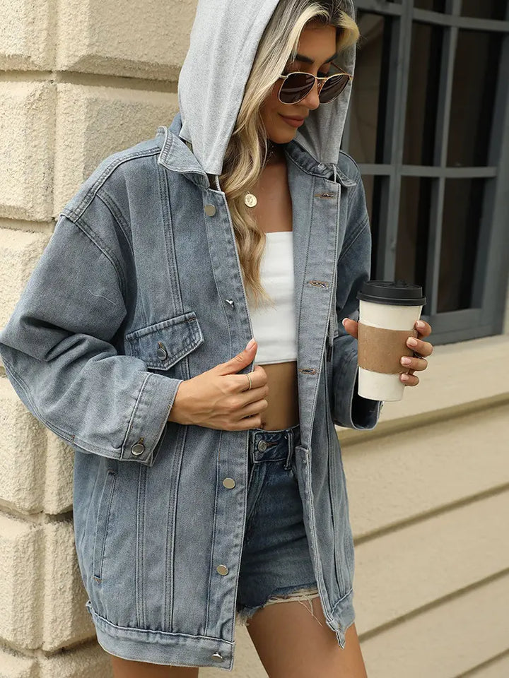 Giacca di jeans con cappuccio ampia da donna