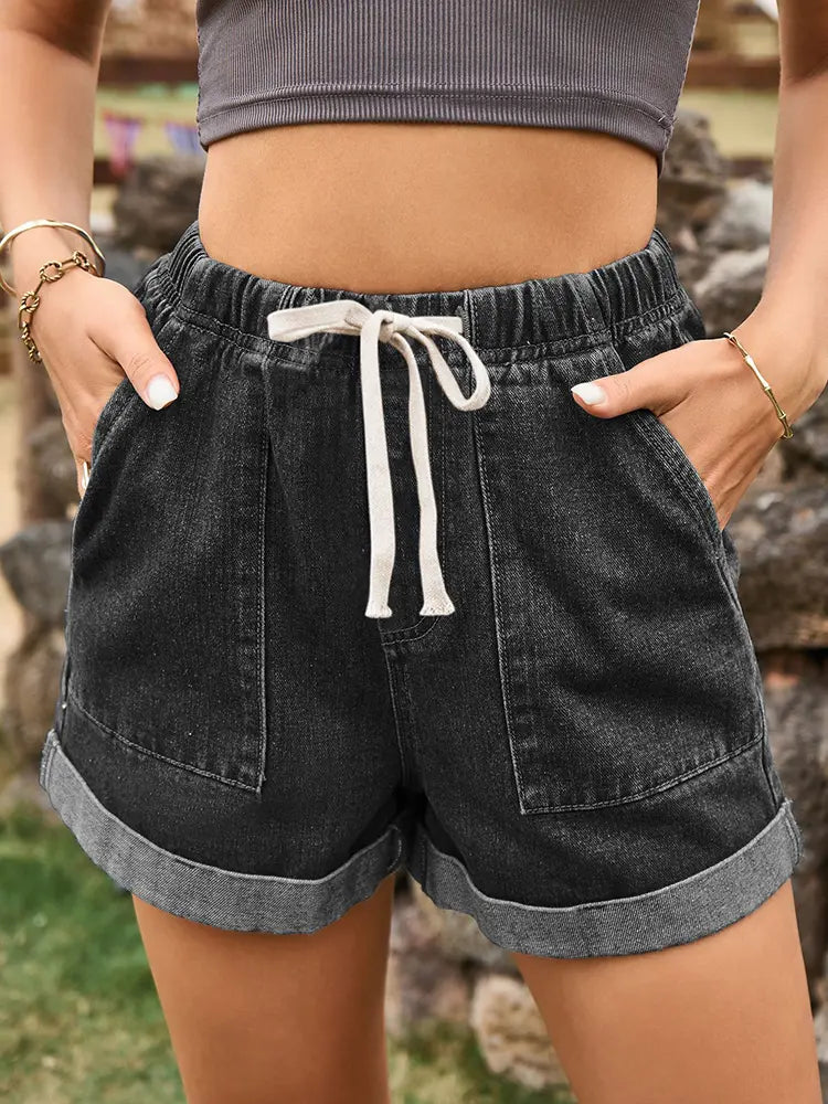 Shorts in denim con vita regolabile e orlo arrotolato