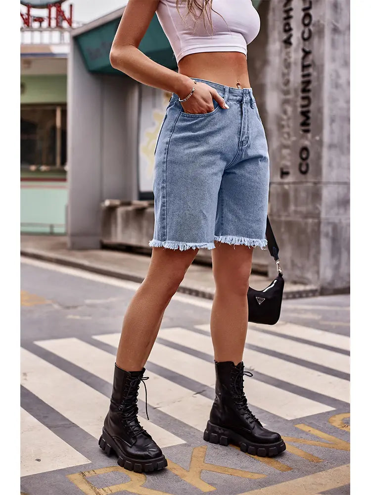 Versatile Frayed Hem Denim Shorts