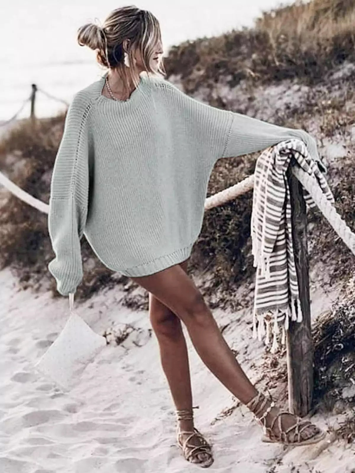 Oversized pletený svetr Batwing a nařasená minisukně