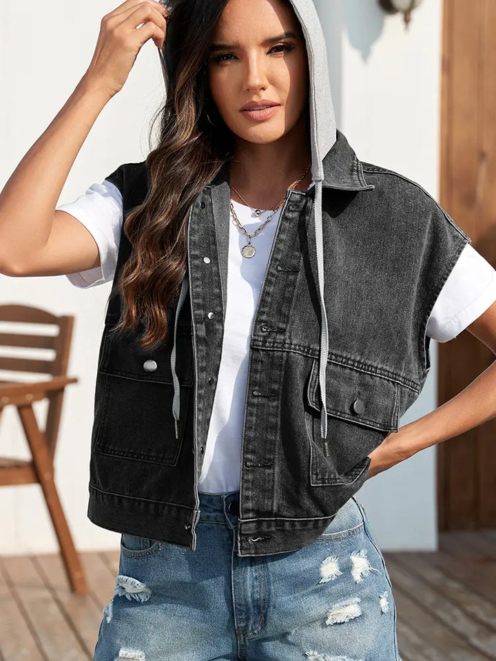 "Vintage Washed Fitted Denim Vest" στα Ελληνικά: "Τζιν Γιλέκο Vintage Πλυμένο και Εφαρμοστό"