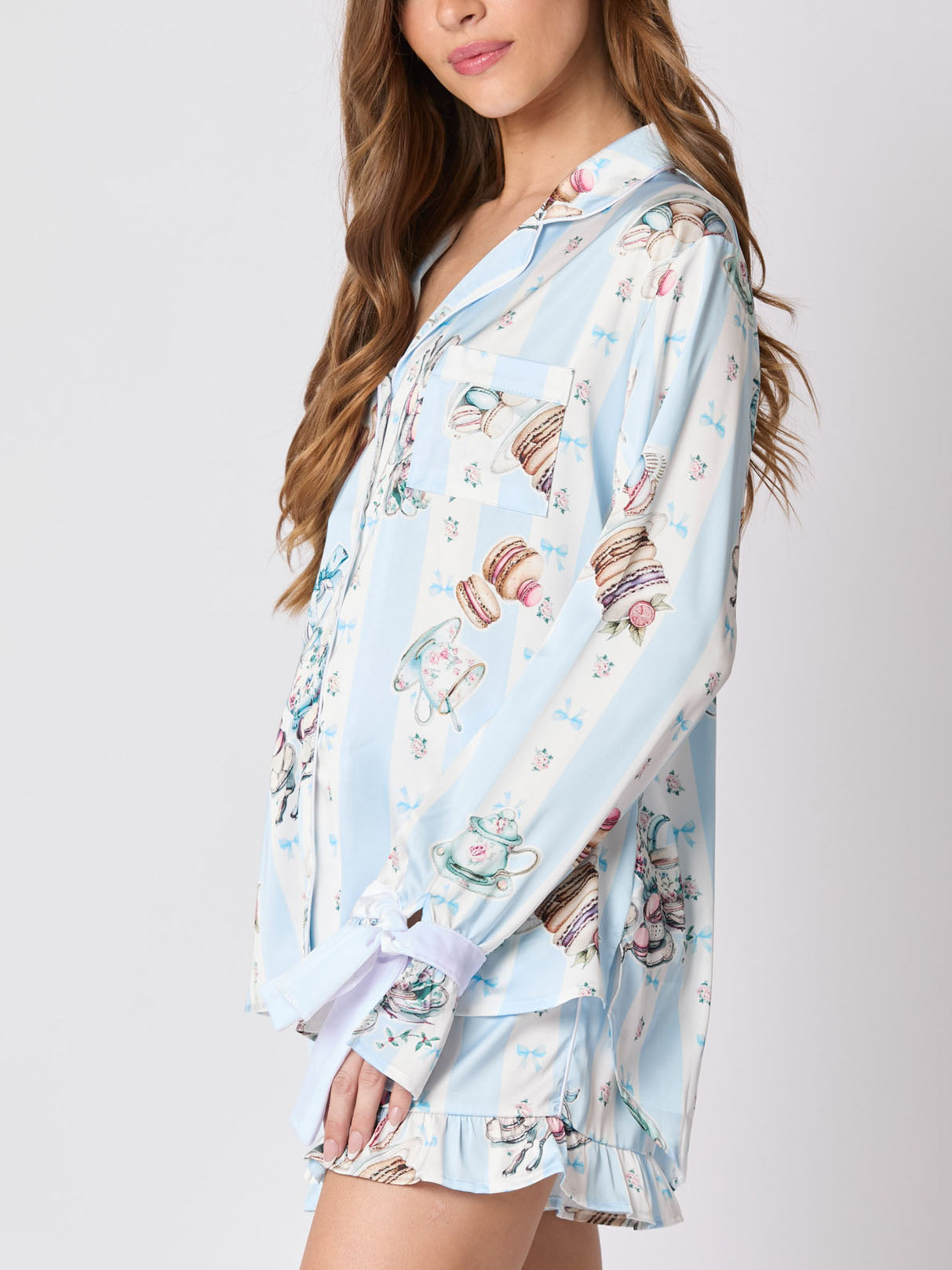 Conjunto de Pijama com Gravata Borboleta de Estampa de Chá