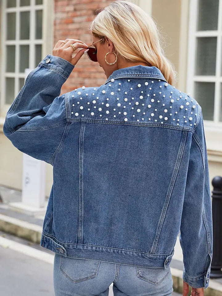 Veste en denim à épaulettes perlées slim-fit