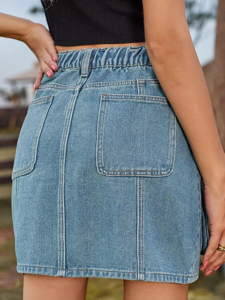 Saia Mini de Denim Utilitário de Verão