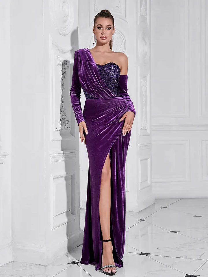 Robe longue à fente haute en sequins violets