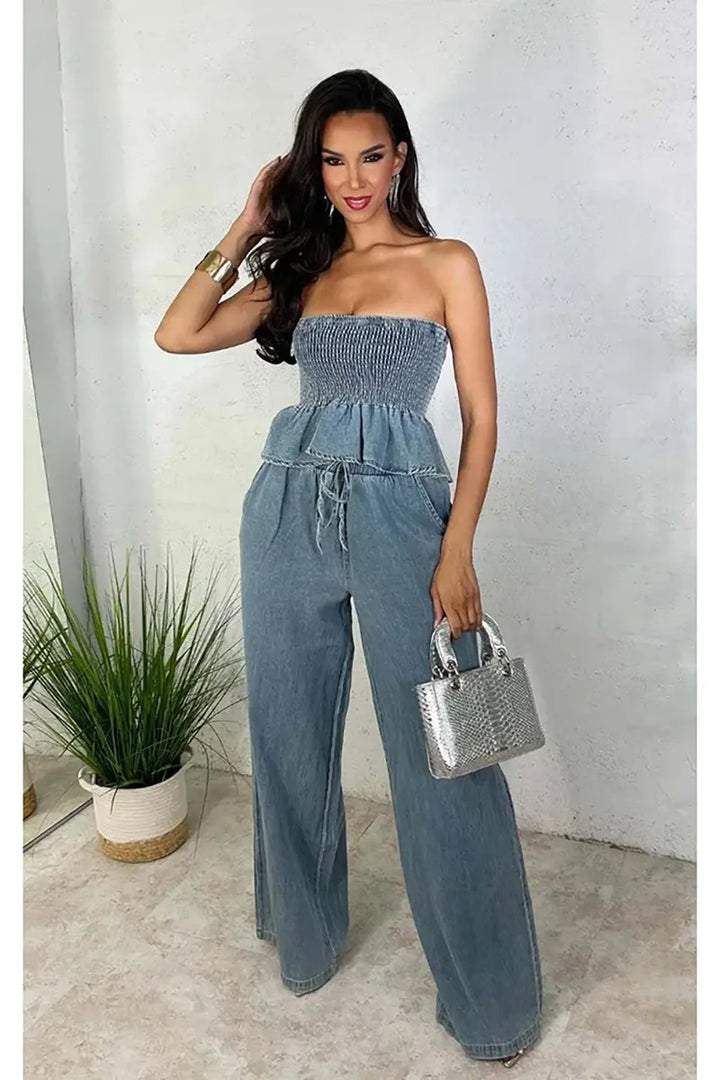 Naka-istilong Denim na Two-Piece Set