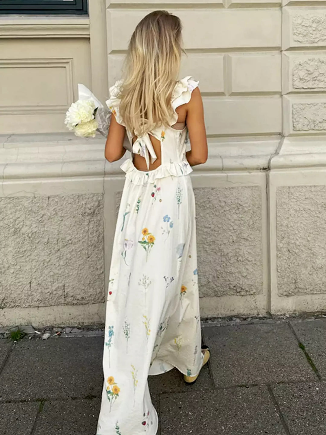 Ivory Floral Elegance Maxi Dress