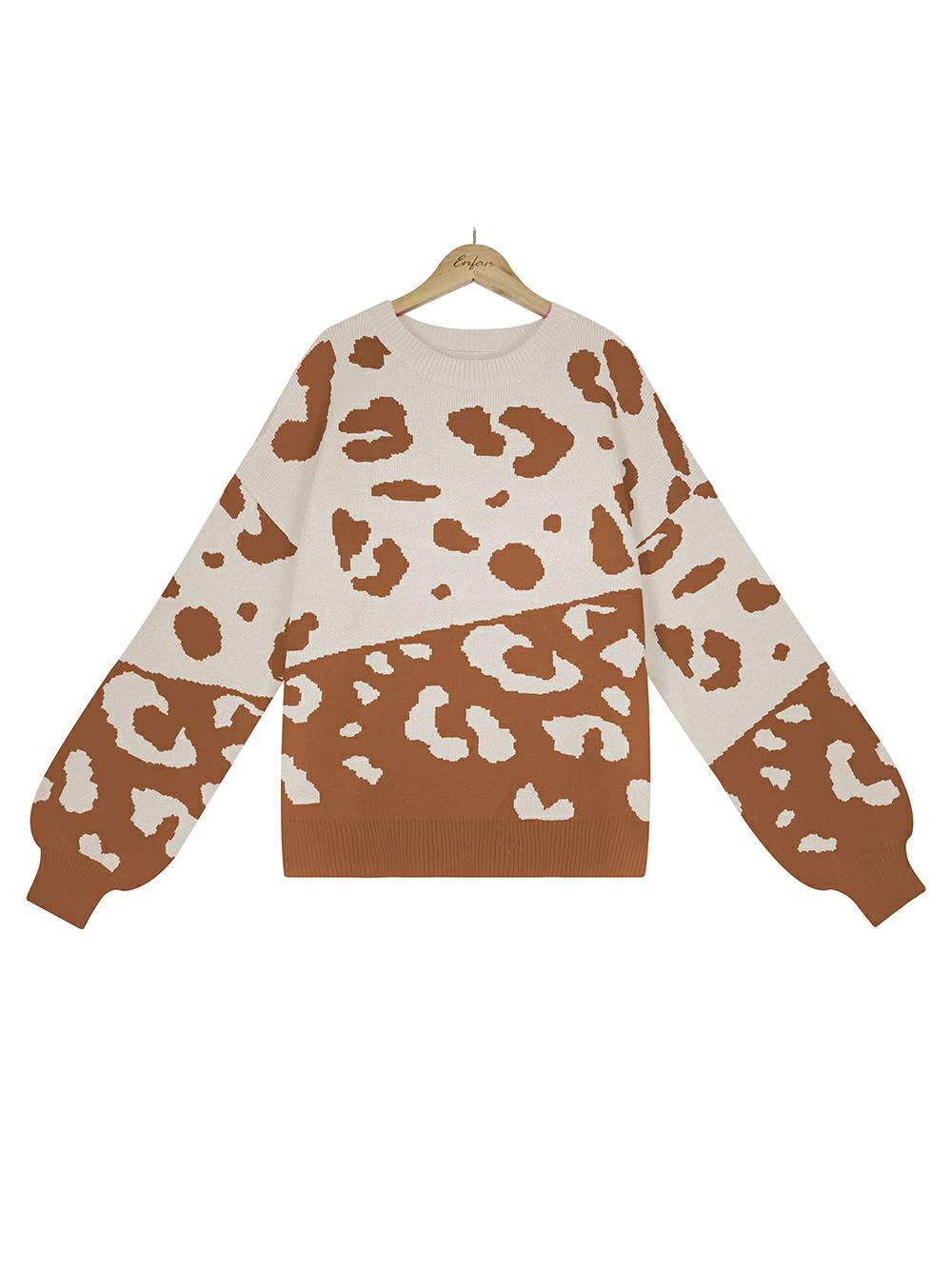 Suéter chique de malha com gola redonda e leopardo