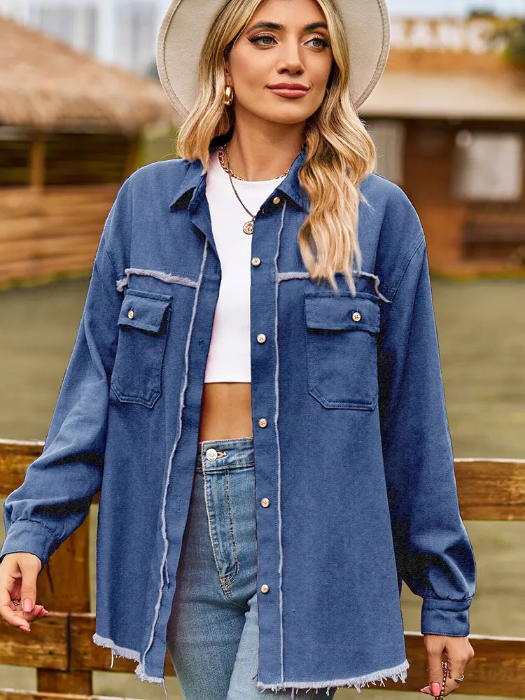 Camisa de Franjas em Denim Lavado com Bainha Desfiada