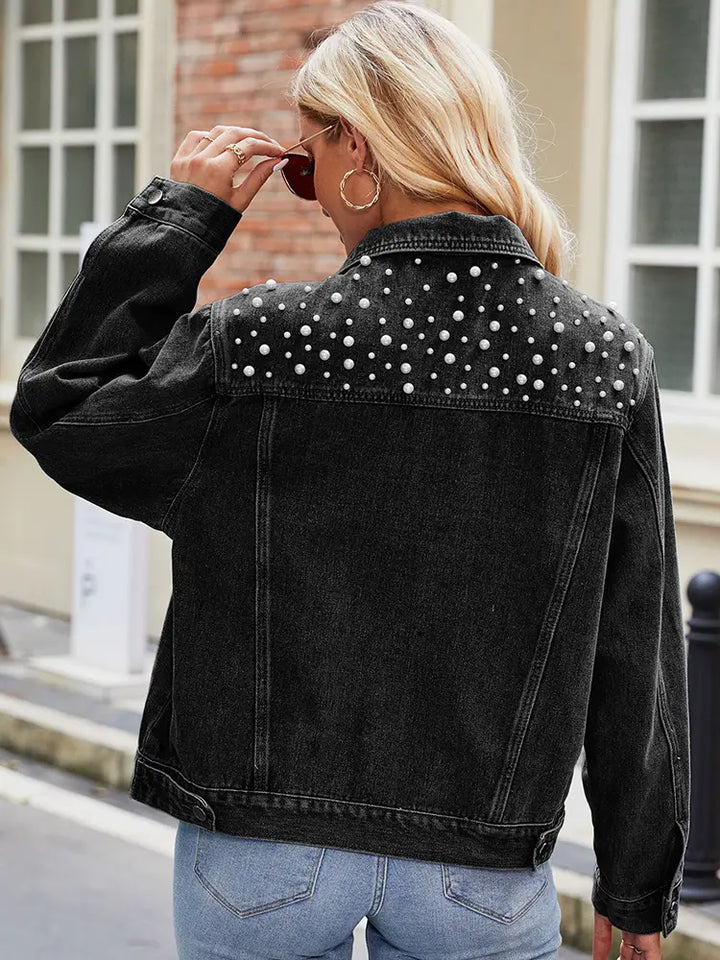 Veste en denim à épaulettes perlées slim-fit