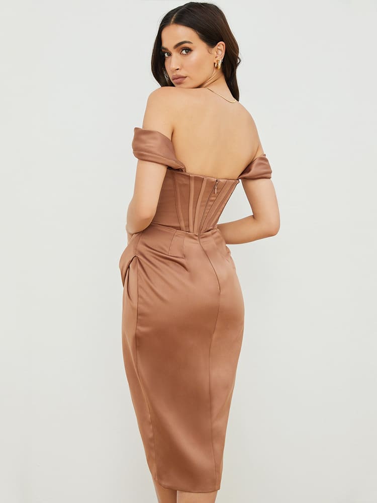 Robe Midi Moulante Corset à Epaules Dénudées - Marron Toffee